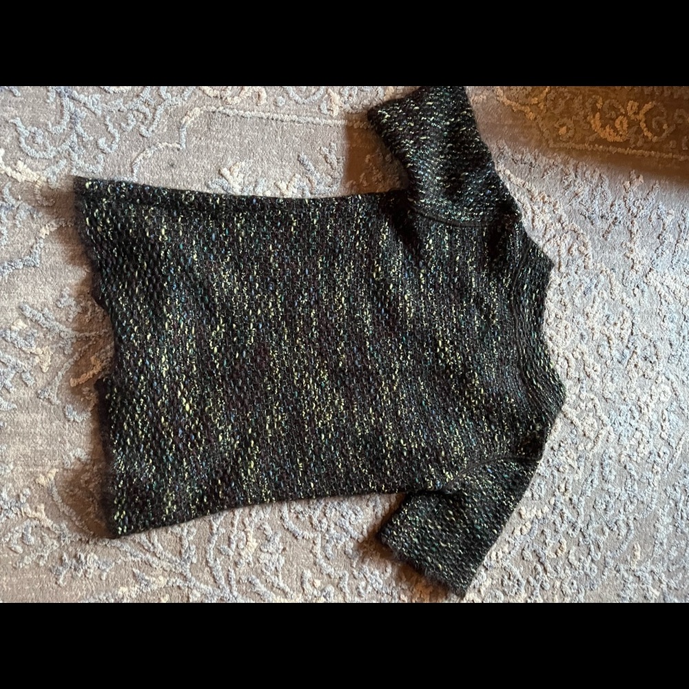 MaxMara Spring sweater.